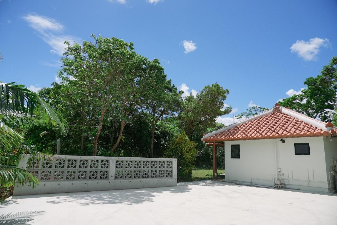 Engawa Villa Мотобу Екстериор снимка